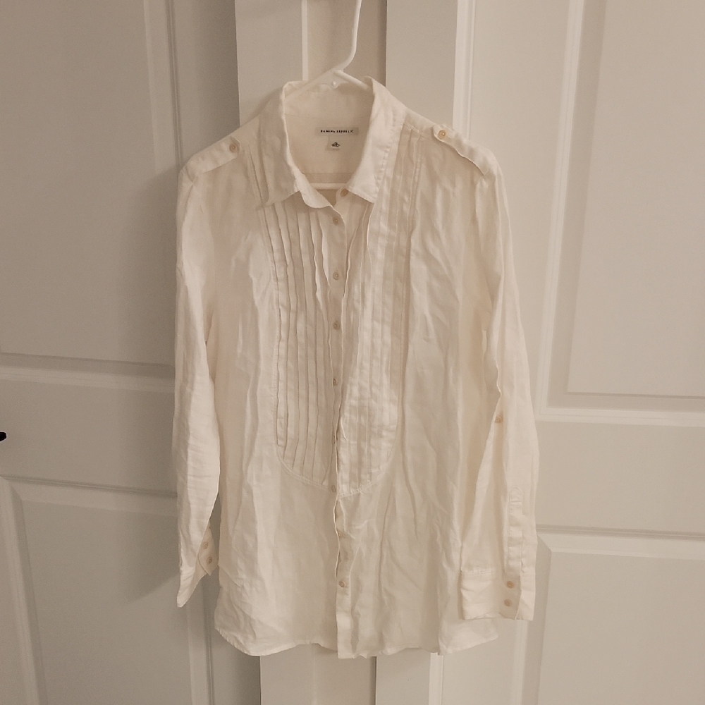 Banana Republic Classic White Shirt